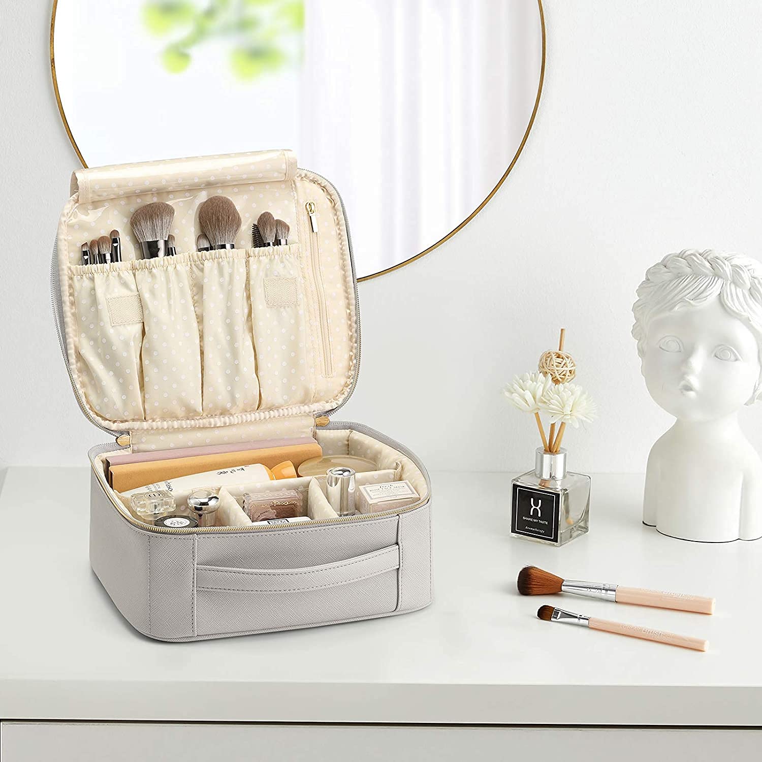 Large PU Leather Makeup & Jewelry Travel Organizer
